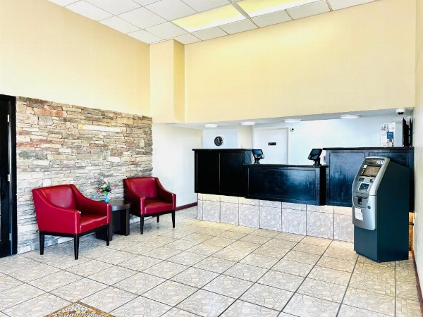 Econo Lodge Main image